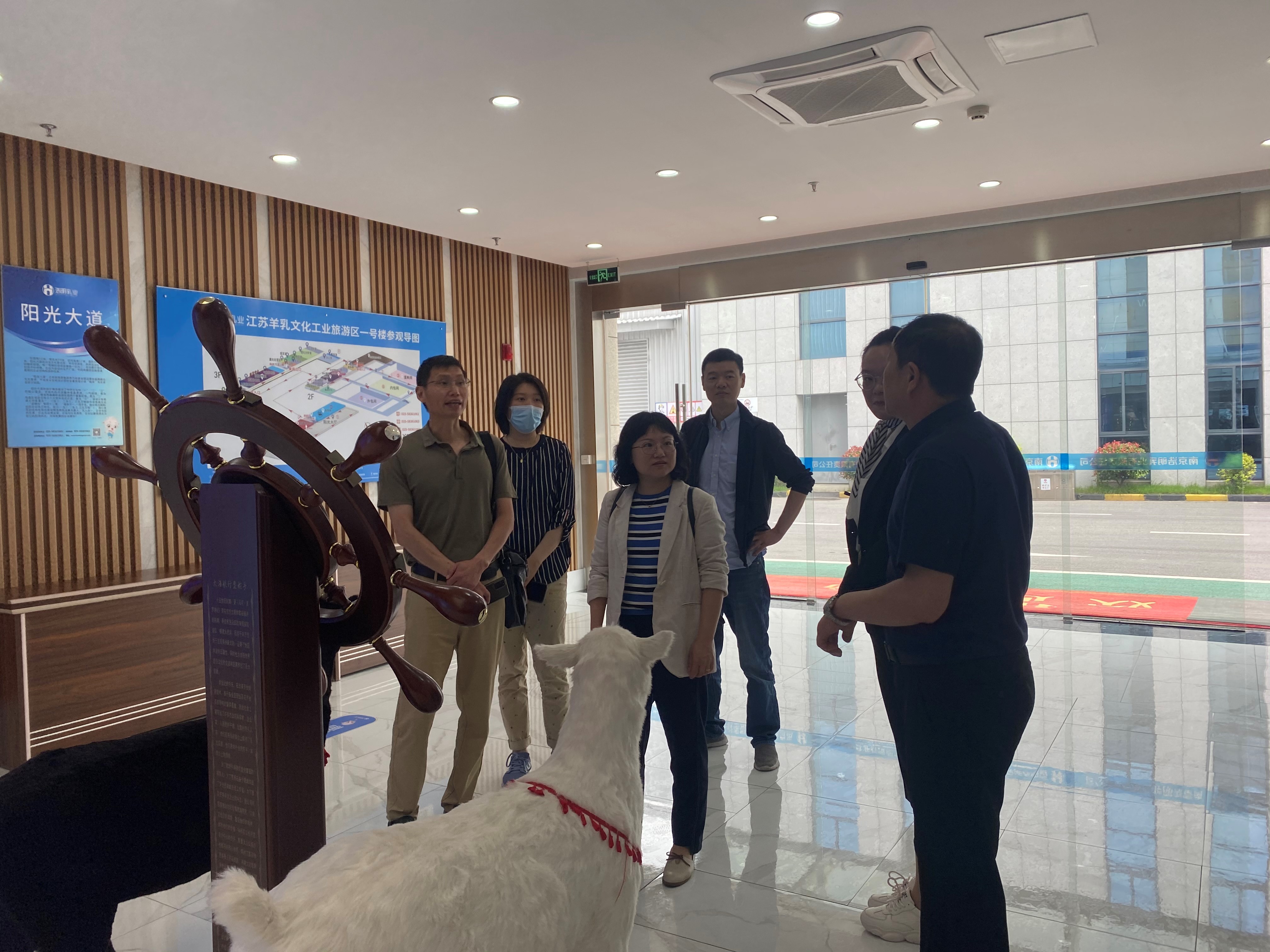 食品所——市食药检院赴食品生产企业开展助企调研（6.30）.jpg