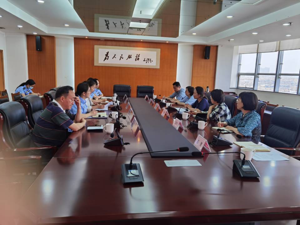 业管抽样科——市食药检院赴区市场监管局开展服务基层监管调研（7.7）.jpg