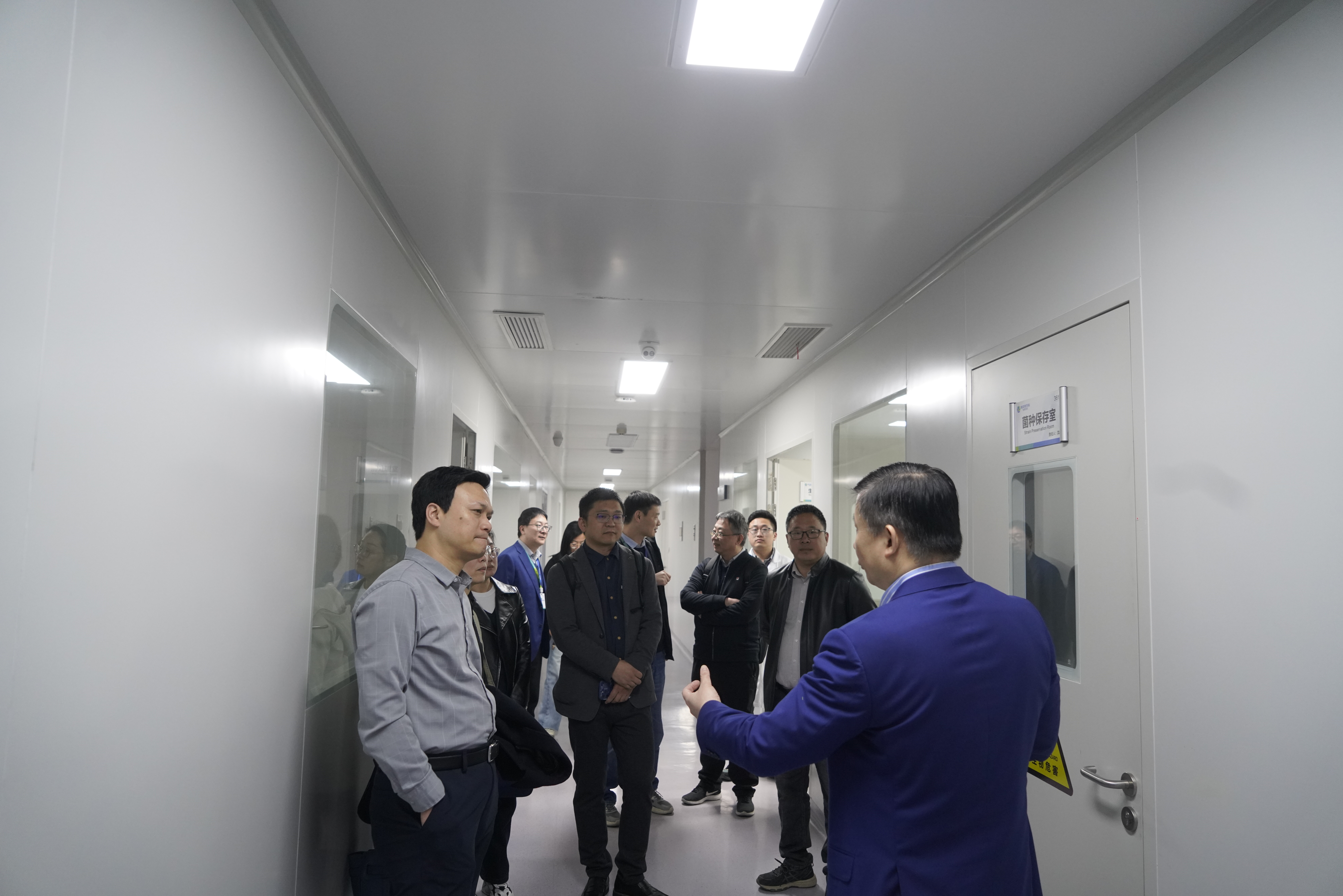 4-6办公室——中国药科大学药学院到市食药检院参观调研（4.7）.JPG